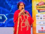 Paramita Munsi winning Best Original Story Writer award for Bengali series BB Bakshi on Fridaay OTT